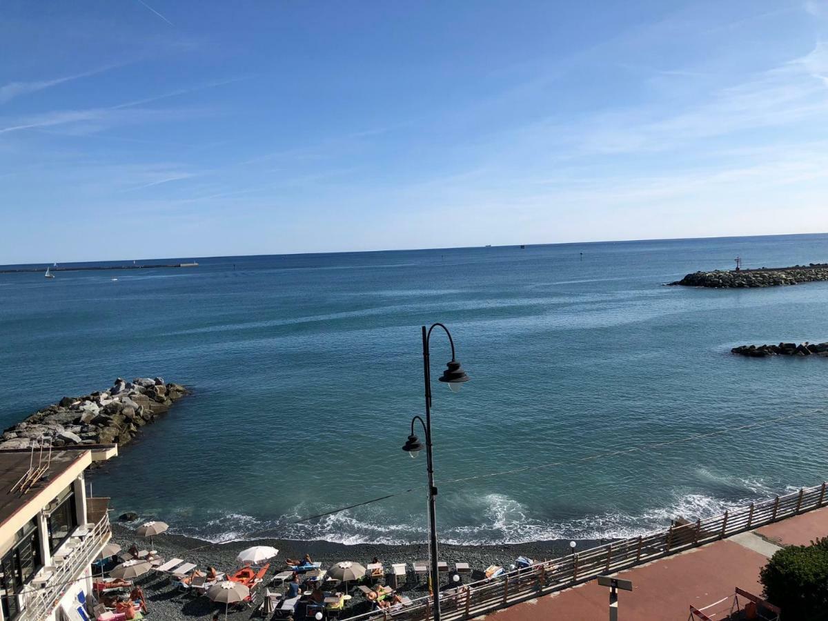 La Casetta Di Dory Sul Mare ジェノヴァ エクステリア 写真