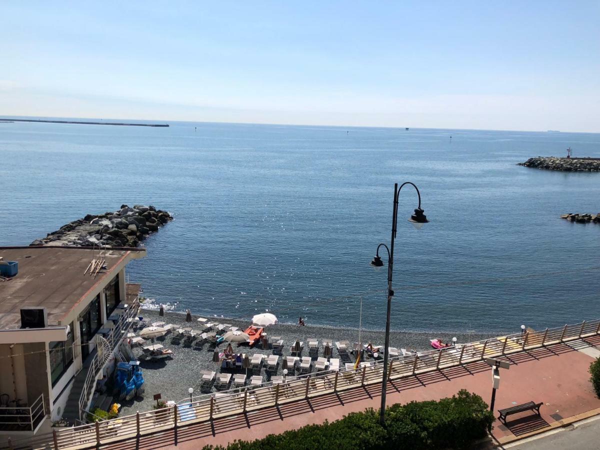 La Casetta Di Dory Sul Mare ジェノヴァ エクステリア 写真
